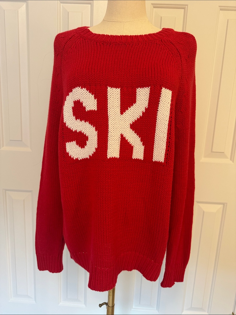 Miracle Red & White 'SKI' Crewneck Sweater